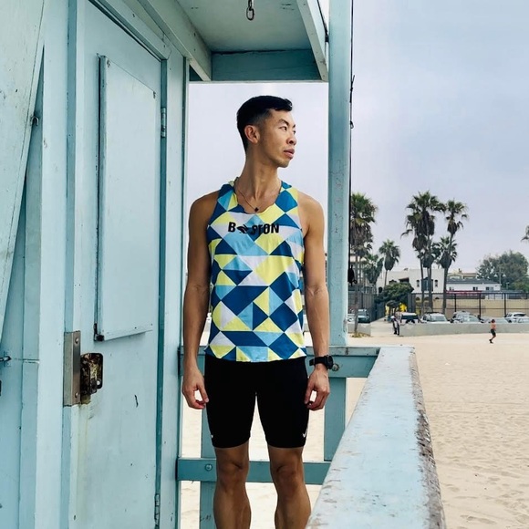 Run In Rabbit Boston Geometric Running Tank Top, size Medium - Picture 10 of 10